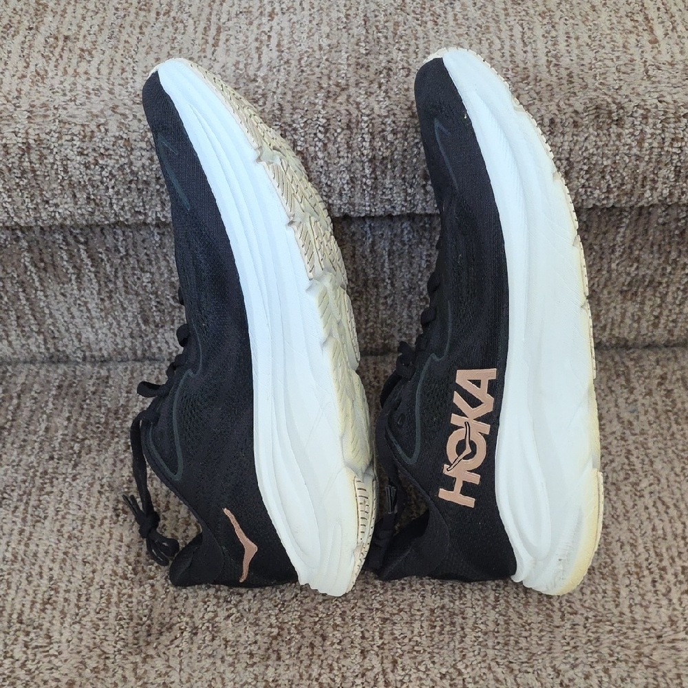 Hoka Clifton 10 Athletic Shoes - Picture 2 of 5